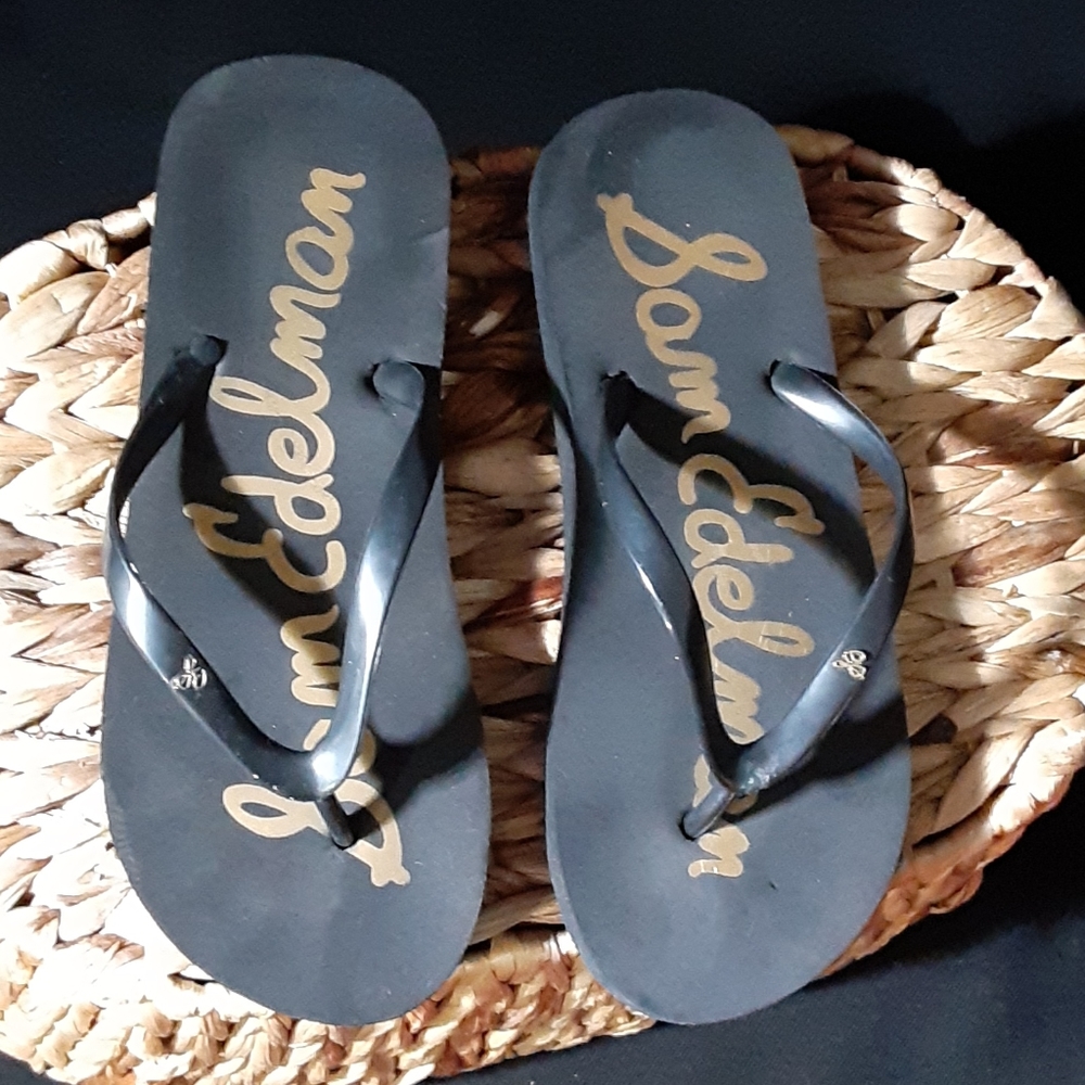 Sam Edelman flip flops